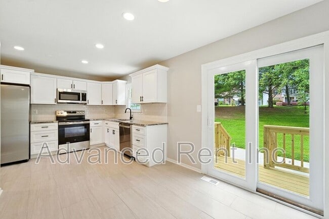 Building Photo - 1 Jack Pine Pl