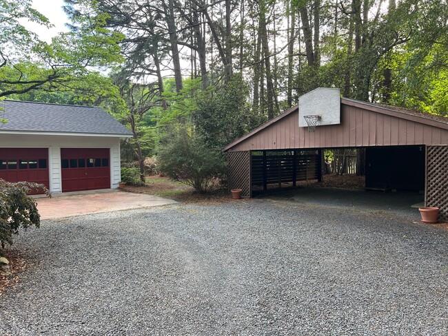Building Photo - 152 Thorne Rd