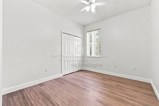 Building Photo - 10402 Eastpark Lake Dr