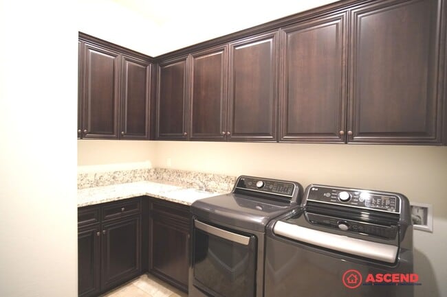 Building Photo - Breathtaking Home Off Calloway and Snow Rd!