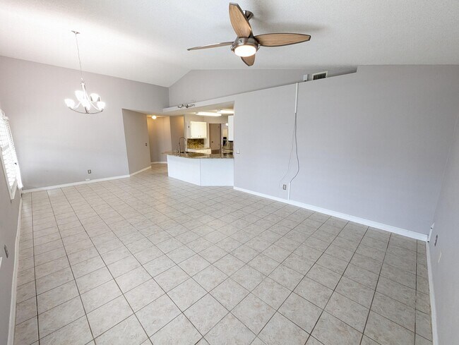 Building Photo - 9475 Pine Lily Ct