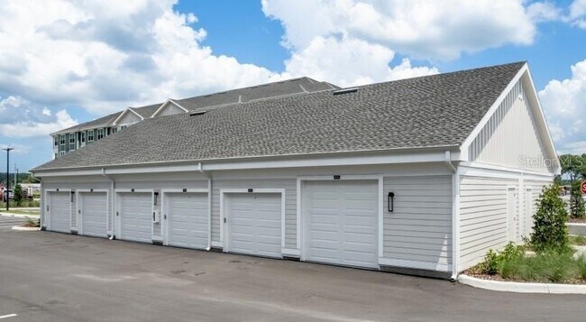 Building Photo - 18772 Grand Live Oak Blvd