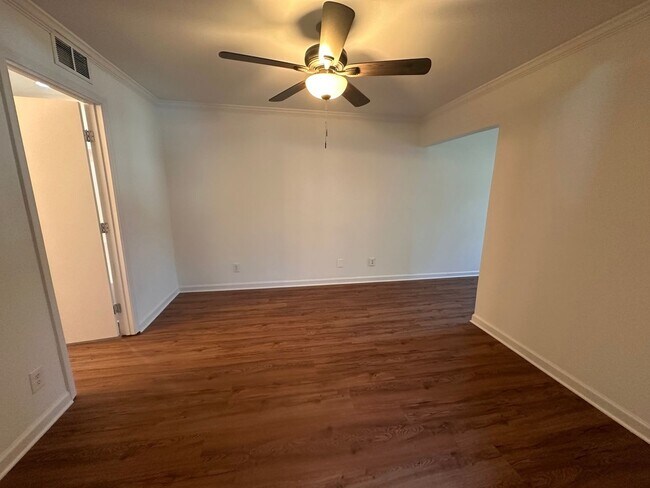 Building Photo - Charming 3BR Townhome in Atlanta