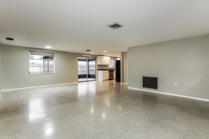 Building Photo - 3011 Matchlock Dr