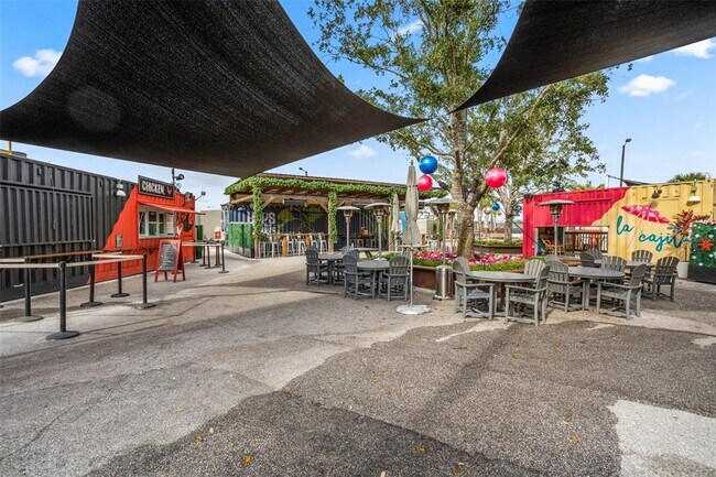 Building Photo - 13833 Behring Ave