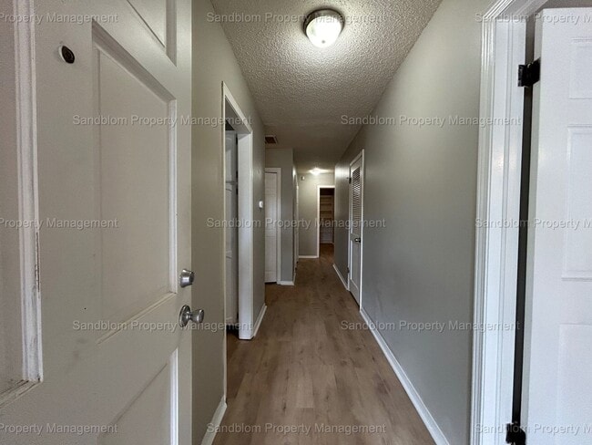 Building Photo - For Lease | Midtown Tulsa | Duplex