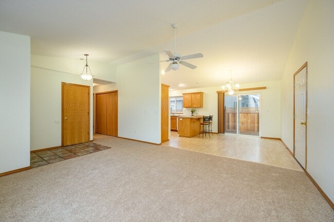 Building Photo - Newly Renovated 3 Bedroom, 2 Bath House in Sheridan