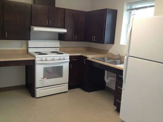 Building Photo - Country Lane Apartments of Sterling