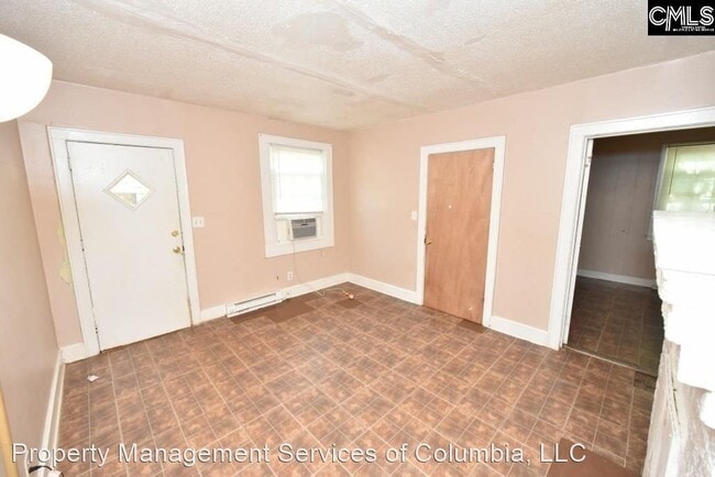 Building Photo - 3 br, 1 bath House - 103 Duke Ave