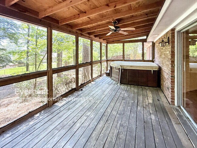 Building Photo - 2723 Acton Rd