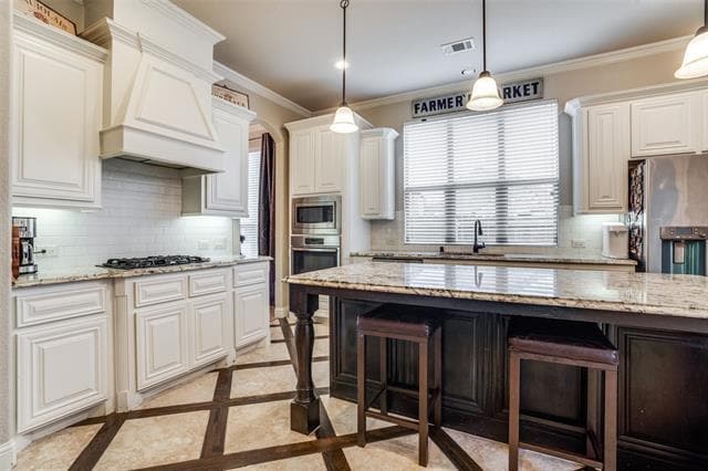 Building Photo - 401 Sarah Cir