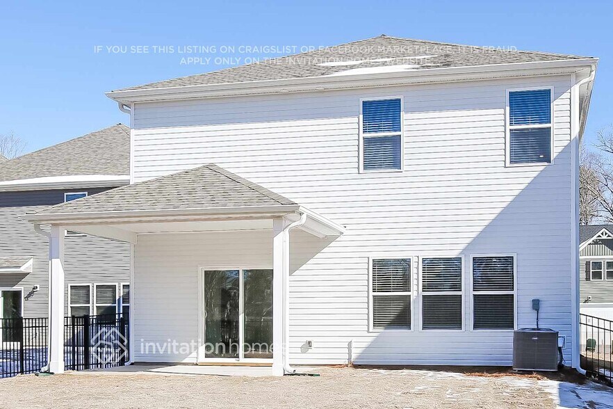 Building Photo - 3996 Zepelin Wy