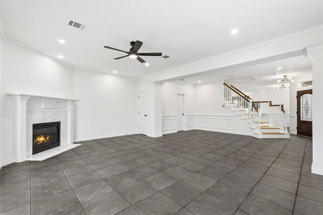 Building Photo - 1528 Birdsall St