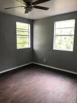 Building Photo - 1559 Van Buren St