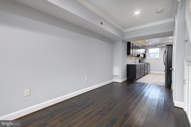 Building Photo - 3339 Paine St