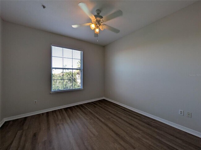 Building Photo - 8156 Boat Hook Loop