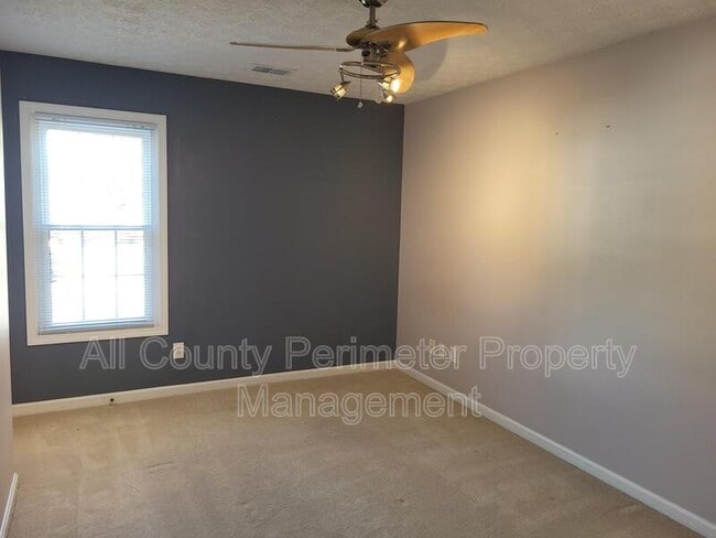 Building Photo - 287 Ridgestone Way SW