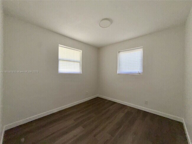 Building Photo - 26633 SW 138th Ct
