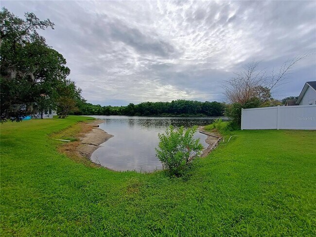 Building Photo - 106 Lamplighter Dr