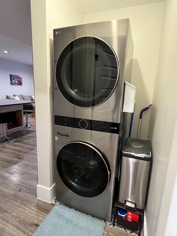 Building Photo - 364 Clark Cir