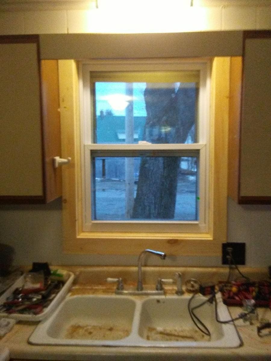 Building Photo - 12 Church St