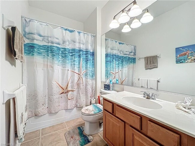 Building Photo - 3 bedroom 2 bathroom Condo in Majestic Pointe
