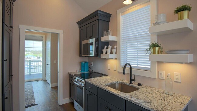 Building Photo - 230 Leeward Way