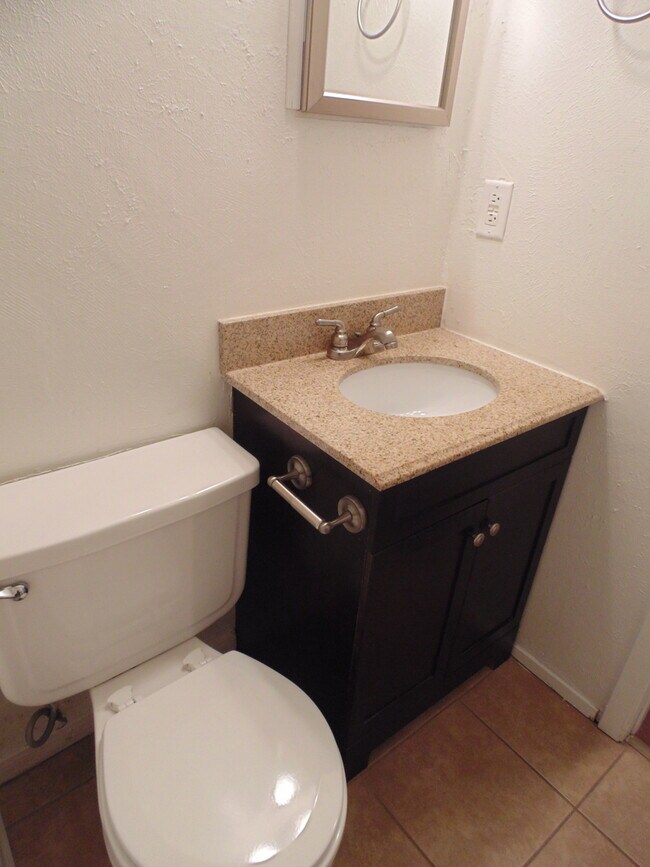 Building Photo - 3607 Major St