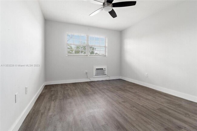 Building Photo - 1 bedroom in Miami FL 33162