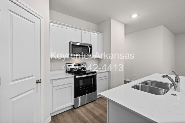 Building Photo - Gorgeous Home in Gentry!