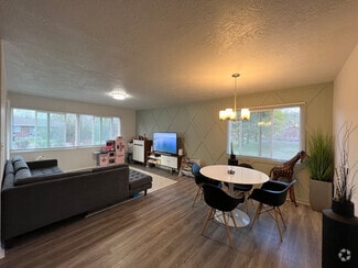 Building Photo - 264 E 500 N
