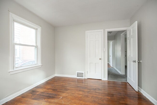 Building Photo - Newly Renovated 3-Bedroom Home – West Side Cleveland