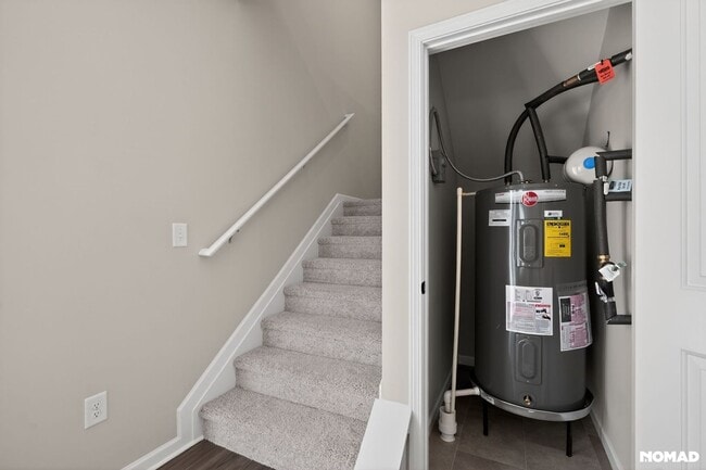 Building Photo - 102 alpine ct