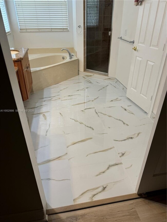 Building Photo - 140 NW 117th Terrace