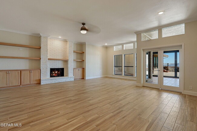 Building Photo - 5808 Kingsfield Ave