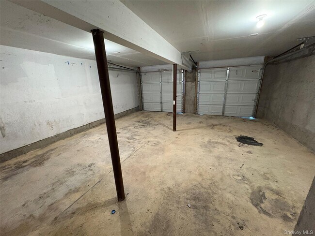 Building Photo - 26 Park Ave