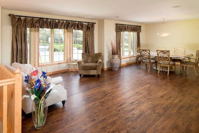 Building Photo - Resort Home