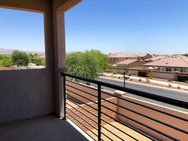 Building Photo - Long Term - Spacious 4 Bedroom Home @ Terra Lago in Indio!