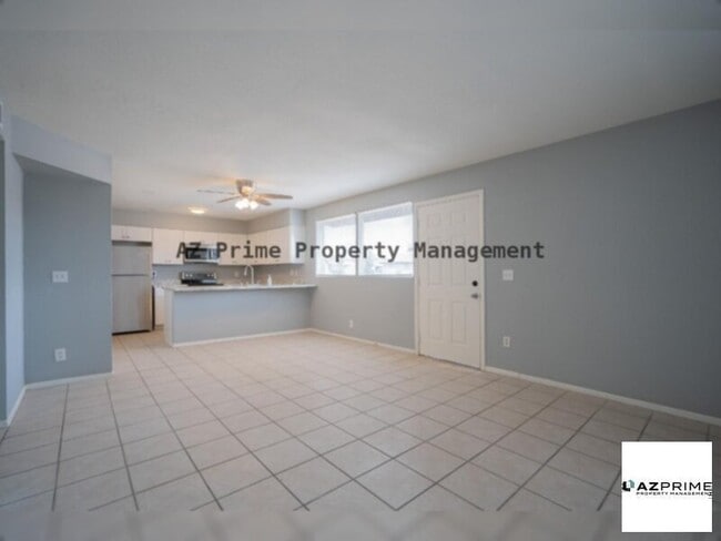Building Photo - Charming 2BR/1BA Phoenix Condo - Prime Loc...