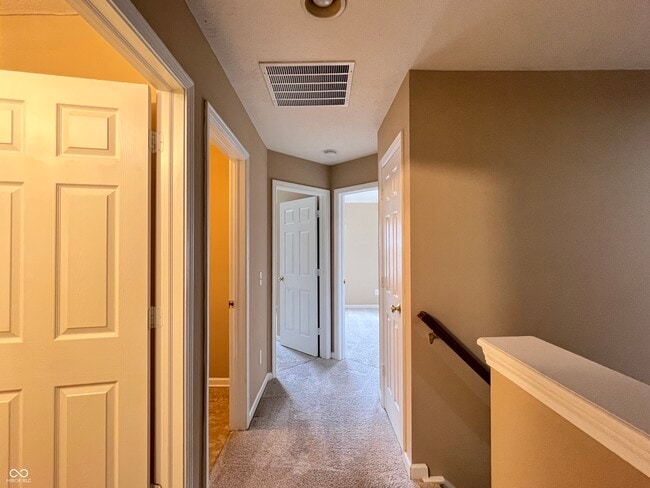 Building Photo - 3332 Decker Ridge Dr