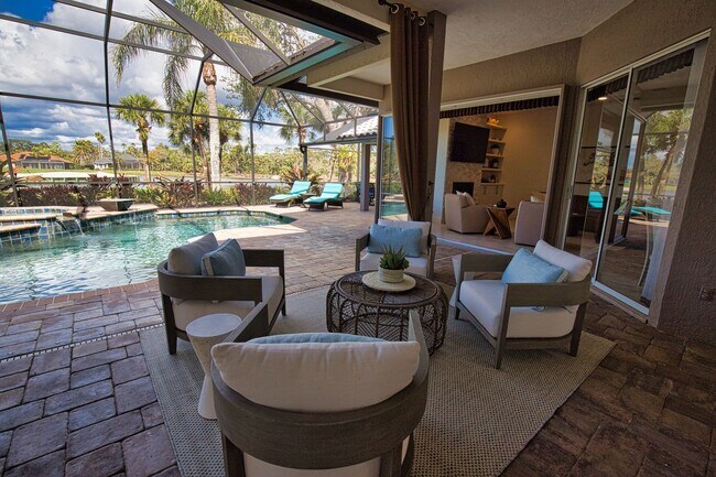 Building Photo - Luxury Home with Saltwater Heated Pool, Spa & Spectacular Golf Course Views, and includes Social ...