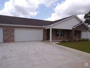 Building Photo - Shady Oak Apartments, Lowe Drive, Enterpri...