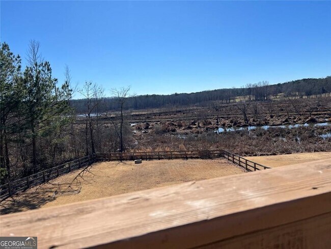 Building Photo - 203 Baywood Ln