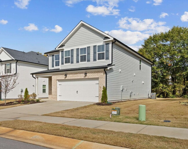 Building Photo - 3-Bedroom Spacious New Construction Home i...