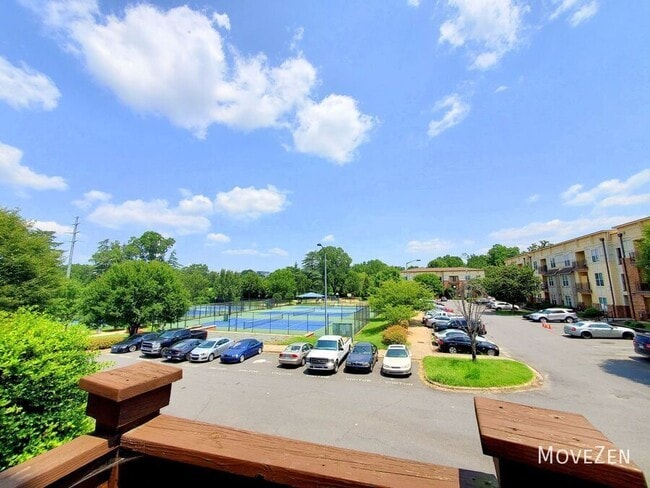 Building Photo - 827 Seigle Point Dr