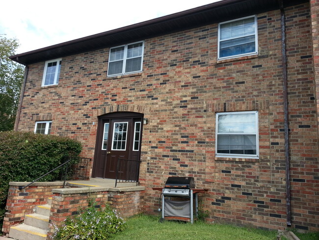 Primary Photo - 1 bedroom, 1 bath condo in Coralville