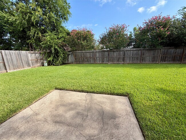 Building Photo - 13330 Cologne Dr