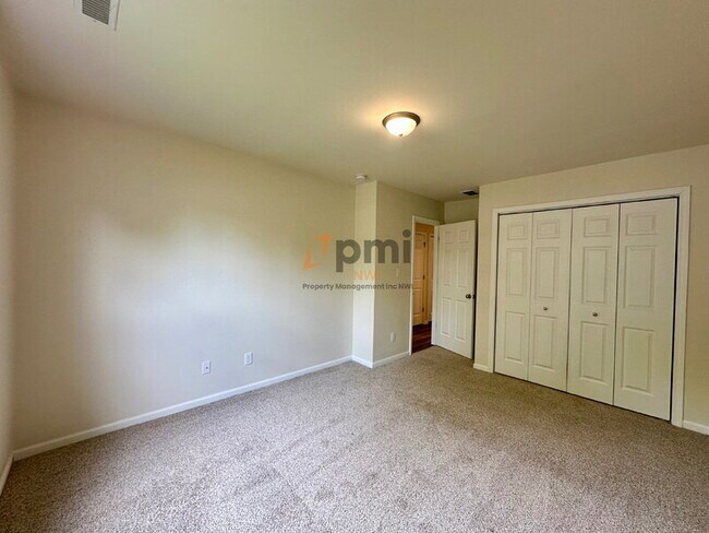 Building Photo - 122-124-124 Park Ave