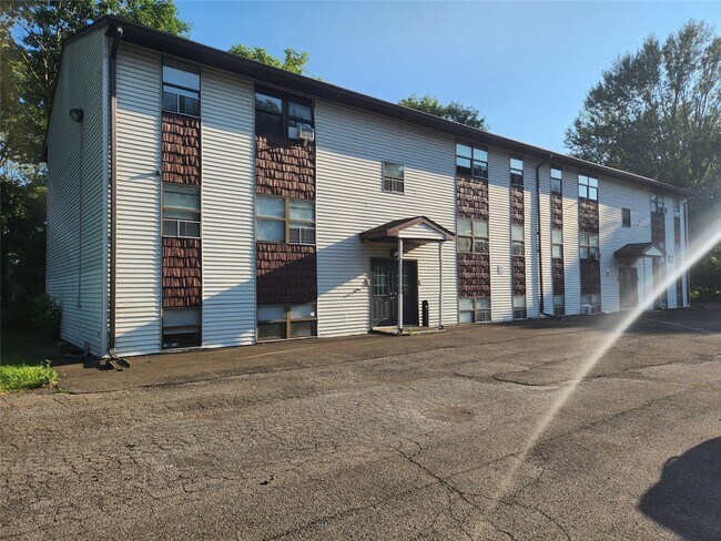 Building Photo - 28 Prescott Rd