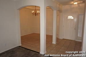 Building Photo - 8731 Laurel Canyon Dr